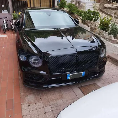 Bike Oasi מלון 2*